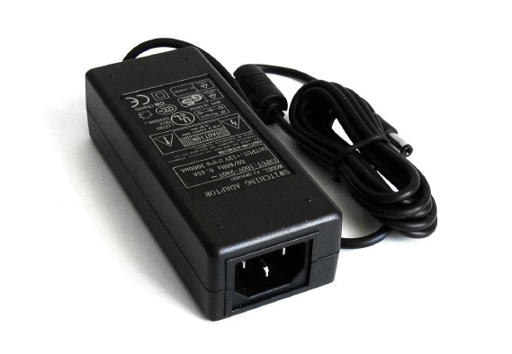 Блок питания HIVIDEO TT-1206 12V  6A пластиковый корпус